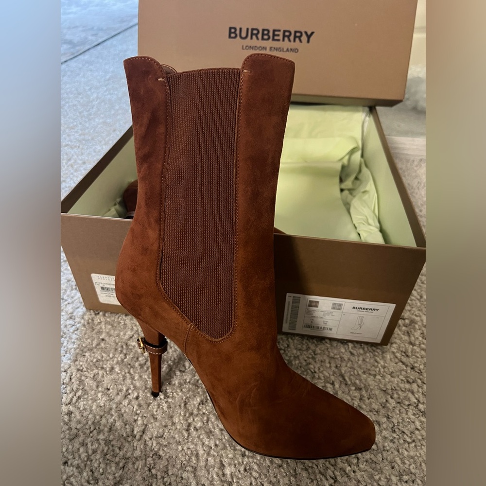 Burberry boots